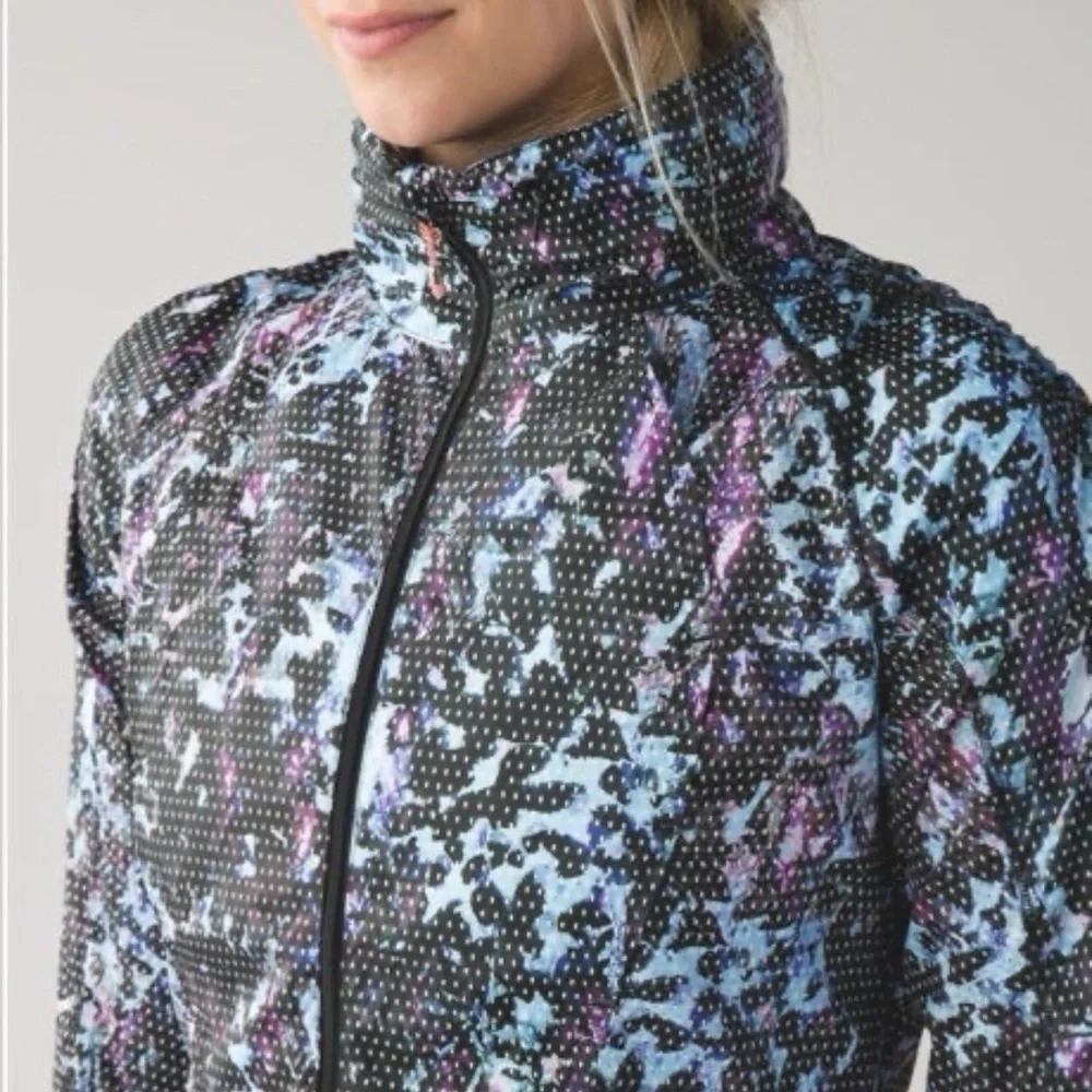 Lululemon Back Pack It Jacket Floral Sport Tranquil Blue Multi